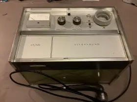 Ut-420 Burdick Ultra Sound Vintage Display Novelty Scientific Instrument Medical